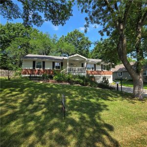 4606-N-College-Avenue-mls-2558142-image-1