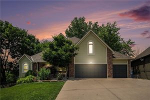 1112--White Birch-Street-mls-2558539-image-1