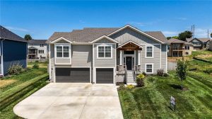 1030--JASMINE-Drive-mls-2562449-image-1