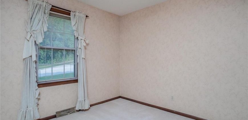 Homes for Sale in Gladstone, MO 64118 | 203 NW 59th Terrace