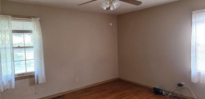 Homes for Sale in North Kansas City, MO 64116 | 1908 E 28th Avenue