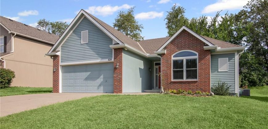 Homes for Sale in Kansas City, MO 64155 | 624 NE 99th Street