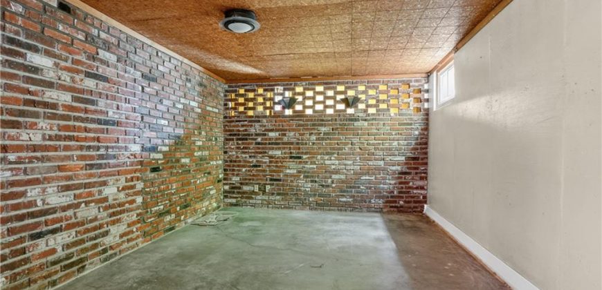 Homes for Sale in Kansas City, MO 64116 | 4131 N Main Street