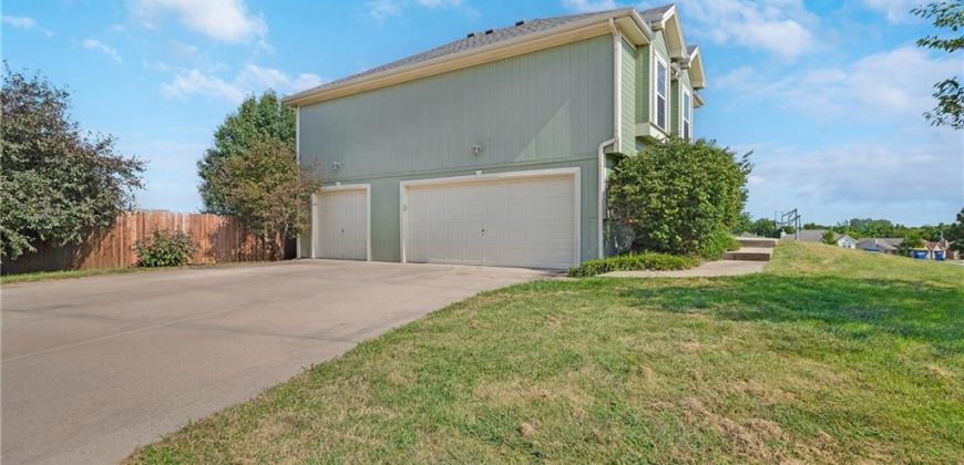 Homes for Sale in Smithville, MO 64089 | 19631  Harbor Drive