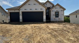 Homes for Sale in Kansas City, MO 64153 | 8215 NW 89th Terrace