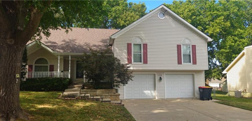Homes for Sale in Kearney, MO 64060 | 324  Regency Park Street