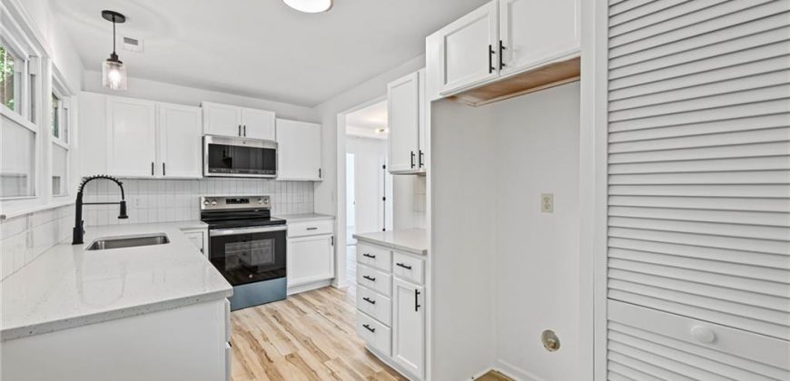 Homes for Sale in Kansas City, MO 64116 | 1104 NE 43rd Terrace