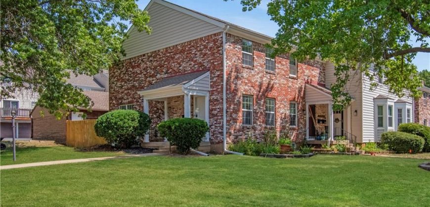 Homes for Sale in Gladstone, MO 64119 | 6815 N Askew Circle