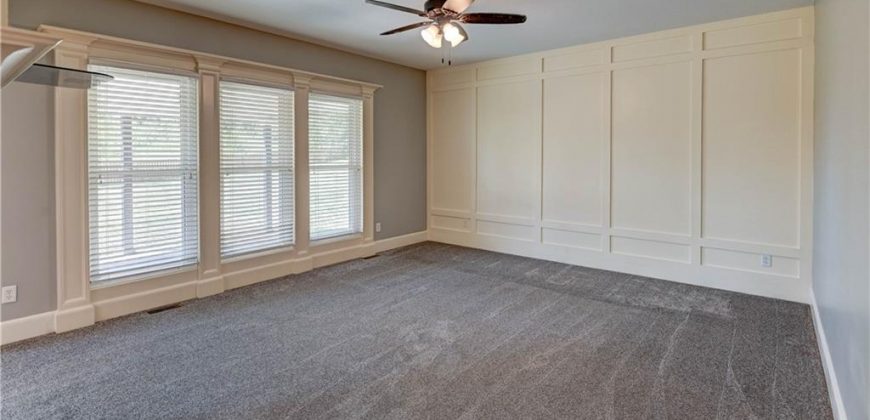 Homes for Sale in Kearney, MO 64060 | 400 S Eddie Avenue