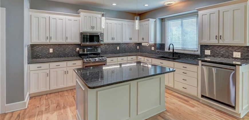 Homes for Sale in Kearney, MO 64060 | 400 S Eddie Avenue