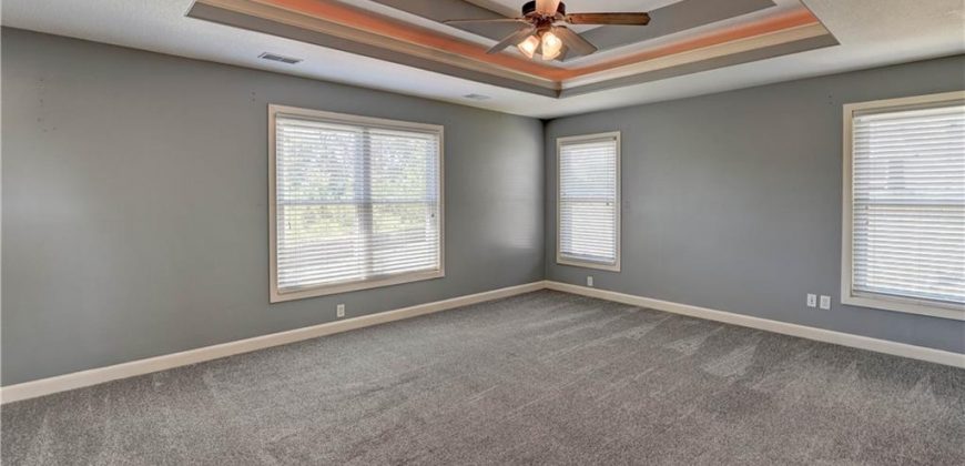 Homes for Sale in Kearney, MO 64060 | 400 S Eddie Avenue