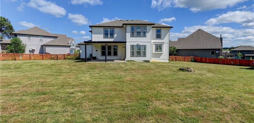 Homes for Sale in Kearney, MO 64060 | 400 S Eddie Avenue