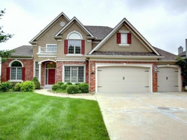 Homes for Sale in Kansas City, MO 64155 | 10134 N Montgall Avenue