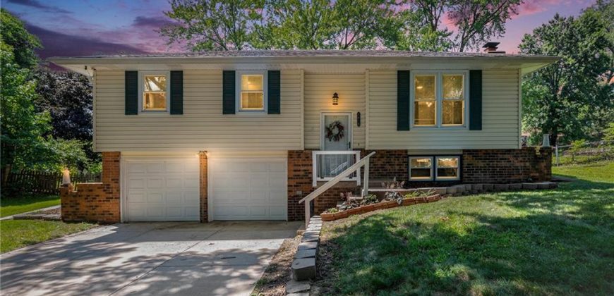 Homes for Sale in Kansas City, MO 64152 | 7616 N Serene Avenue