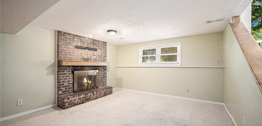 Homes for Sale in Kansas City, MO 64152 | 7616 N Serene Avenue