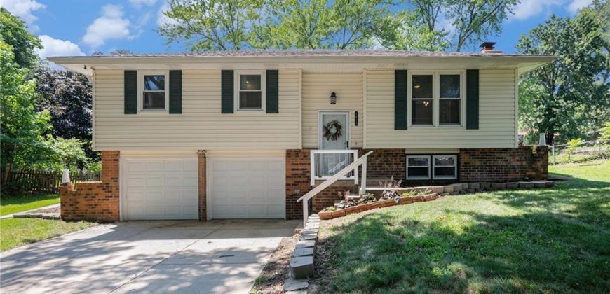 Homes for Sale in Kansas City, MO 64152 | 7616 N Serene Avenue