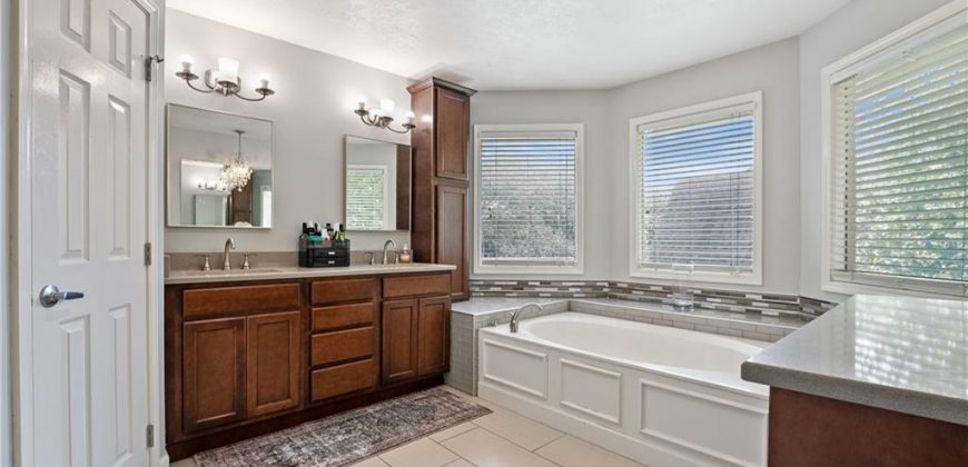 Homes for Sale in Kansas City, MO 64151 | 4101 NW 75th Street
