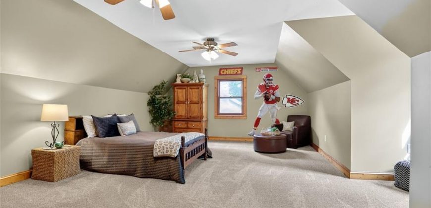 Homes for Sale in Liberty, MO 64068 | 1105  Jackson Court