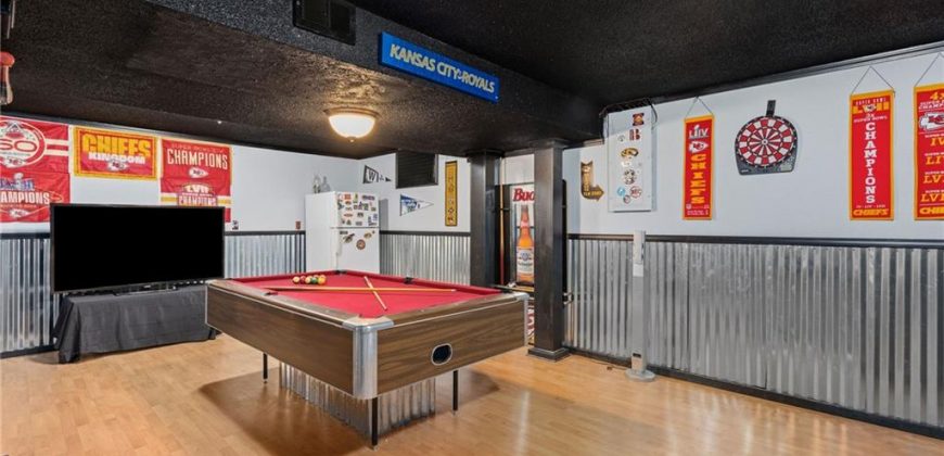 Homes for Sale in Kansas City, MO 64152 | 6126 N Evans Avenue