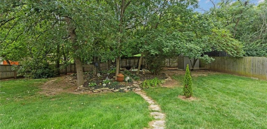 Homes for Sale in Kansas City, MO 64118 | 1407 NW 74th Street