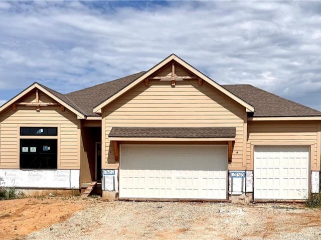 Homes for Sale in Kansas City, MO 64157 | 7602 NE 103rd Street