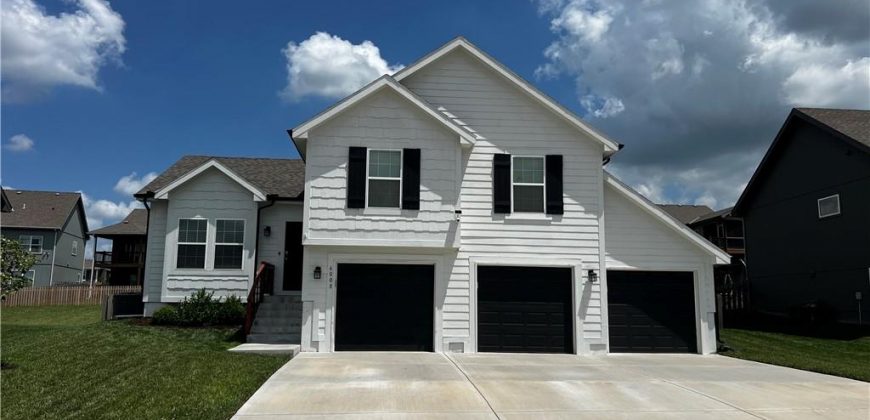 Homes for Sale in Kansas City, MO 64156 | 6008 NE 119th Street