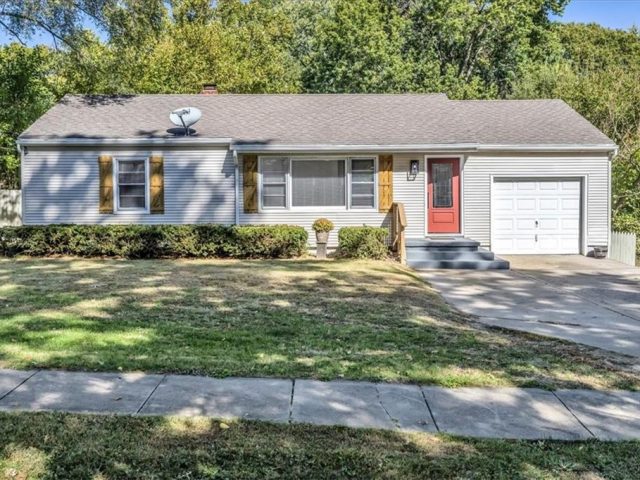 Homes for Sale in Kansas City, MO 64118 | 816 NE 83rd Street