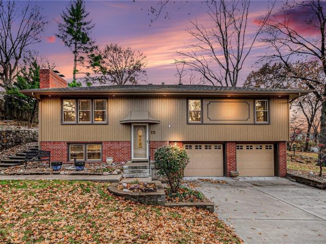 Homes for Sale in Kansas City, MO 64116 | 15 NW 40th Street