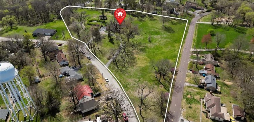 Homes for Sale in Excelsior Springs, MO 64024 | 8  Orchard Place