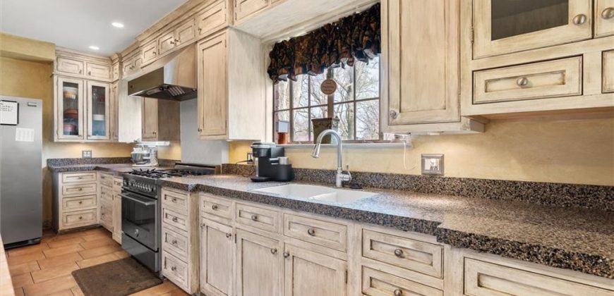 Homes for Sale in Excelsior Springs, MO 64024 | 8  Orchard Place