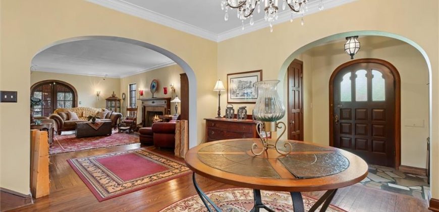 Homes for Sale in Excelsior Springs, MO 64024 | 8  Orchard Place