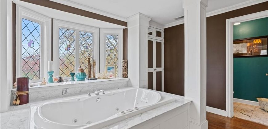 Homes for Sale in Excelsior Springs, MO 64024 | 8  Orchard Place