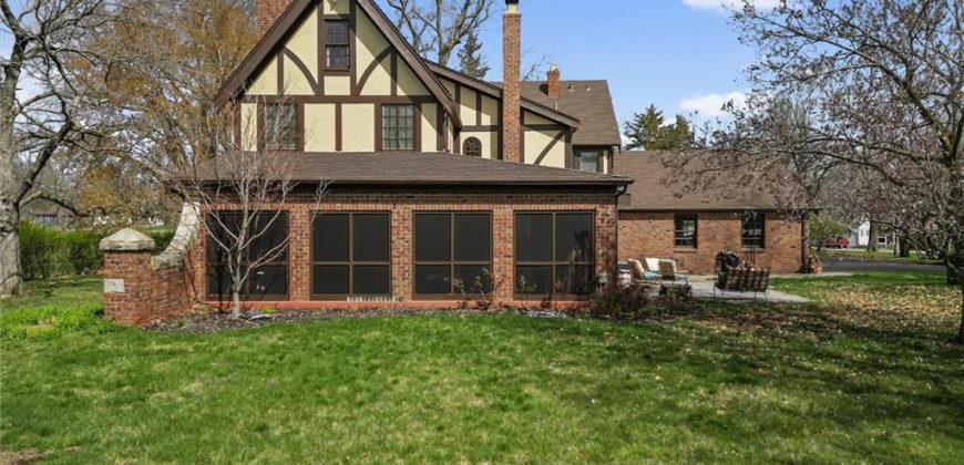 Homes for Sale in Excelsior Springs, MO 64024 | 8  Orchard Place