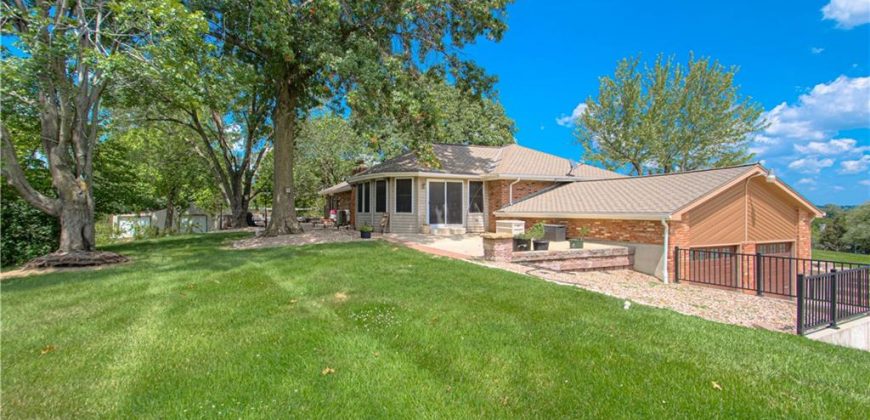 Homes for Sale in Parkville, MO 64152 | 12039  Crooked Road