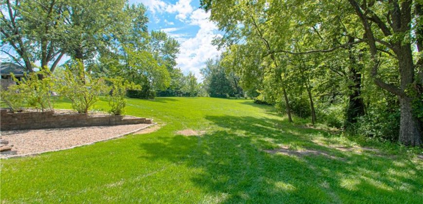 Homes for Sale in Parkville, MO 64152 | 12039  Crooked Road