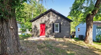 Homes for Sale in Kansas City, MO 64119 | 6037 N Topping Avenue