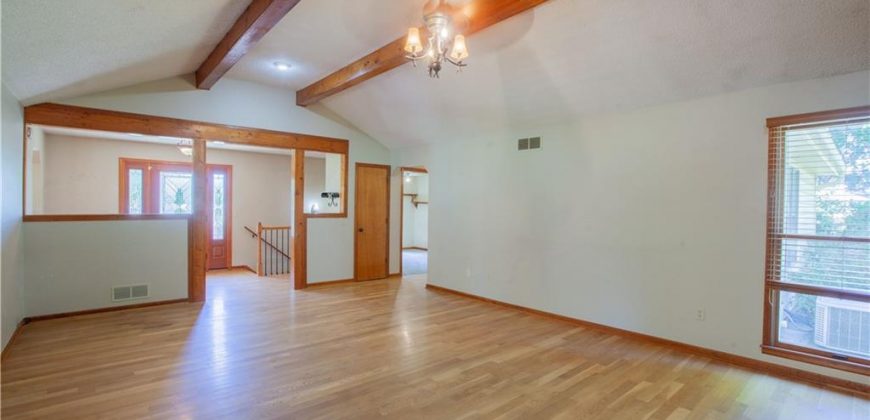 Homes for Sale in Smithville, MO 64089 | 18105  Marcus Road