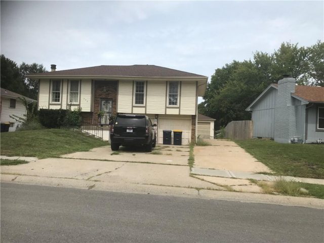 Homes for Sale in Kansas City, MO 64155 | 532 NE 98th Place