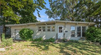 Homes for Sale in Liberty, MO 64068 | 823  Reed Street