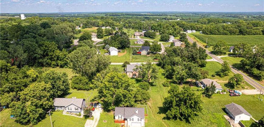 Homes for Sale in Camden Point, MO 64018 | 203  Scout Street