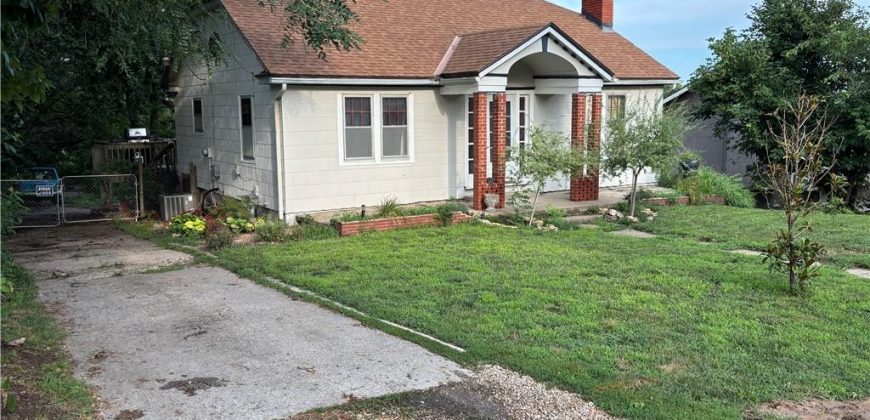 Homes for Sale in Kansas City, MO 64117 | 4205 N Kansas Avenue