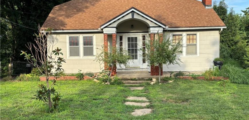 Homes for Sale in Kansas City, MO 64117 | 4205 N Kansas Avenue