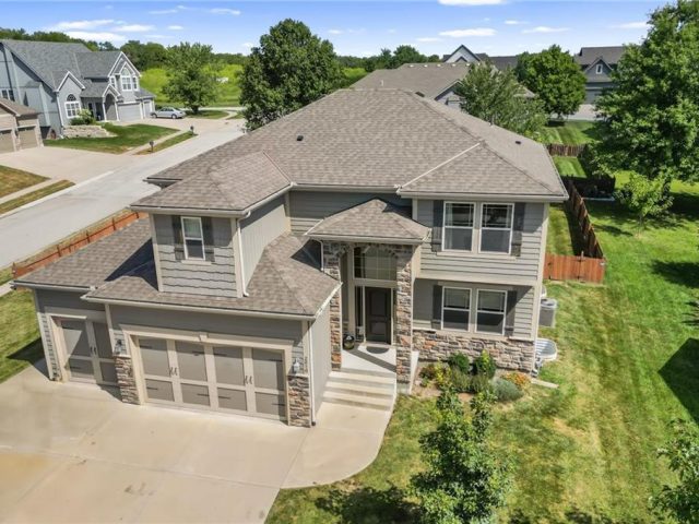 Homes for Sale in Kearney, MO 64060 | 2010  Victory Lane Street