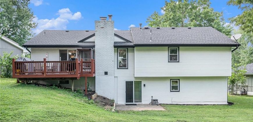 Homes for Sale in Parkville, MO 64152 | 10009 NW 70th Court