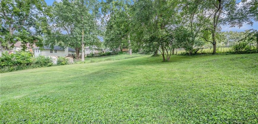 Homes for Sale in Parkville, MO 64152 | 10009 NW 70th Court