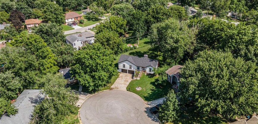 Homes for Sale in Parkville, MO 64152 | 10009 NW 70th Court