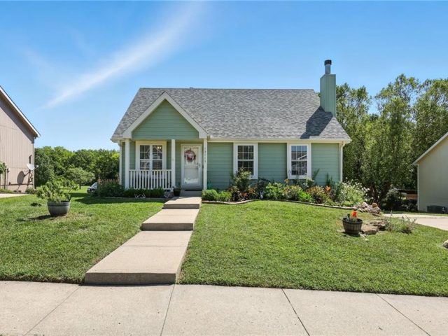Homes for Sale in Platte City, MO 64079 | 13775  Hunter Drive