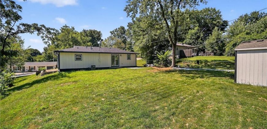Homes for Sale in Gladstone, MO 64118 | 1402  62nd Street