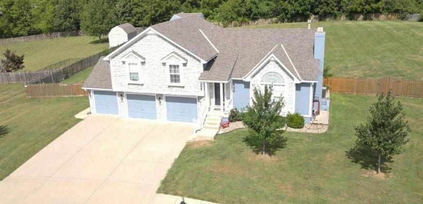 Homes for Sale in Platte City, MO 64079 | 13360  Ridgeview Drive