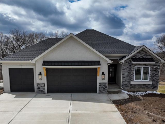 Homes for Sale in Liberty, MO 64068 | 1845  Arbor Trail